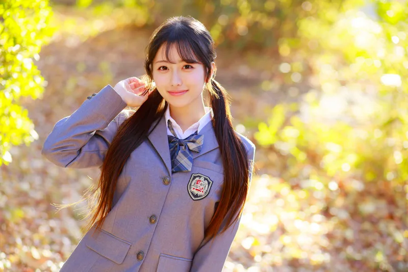 【deaa031】制服美少女かほちゃん小悪魔すぎる彼女に振り回される三角関係 | かほ (花守夏歩)